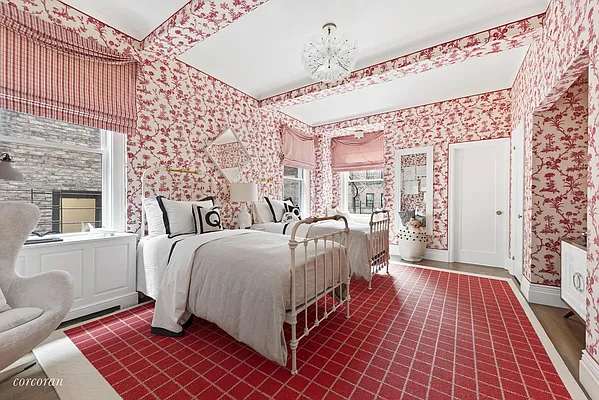 Sold by Corcoran | media 11