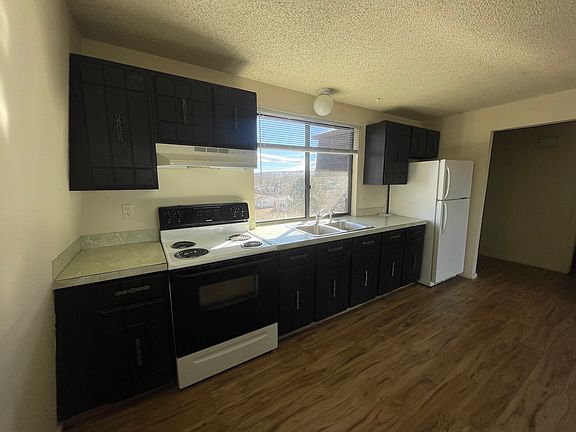 3rd image of 10651 W 41st Ave