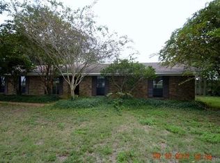 3407 Highway 8, Cleveland, MS 38732