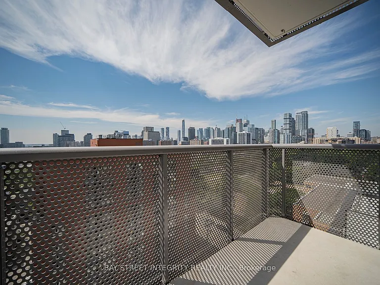 10 Oak St #903 — Photo 28