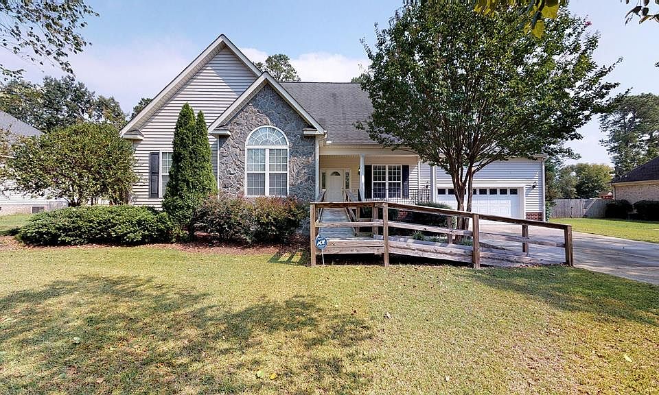 1st image of 306 Morgan Trace Ln