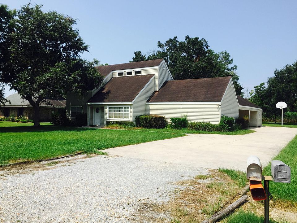 1st image of 308 Estate Dr