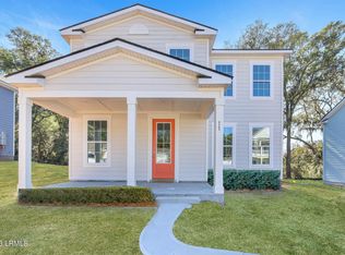 17 Backwater St, Beaufort, SC 29906
