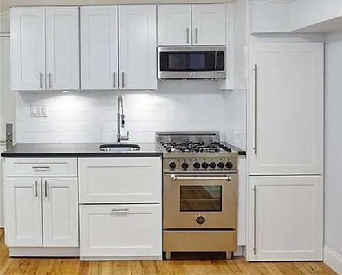 Rented by Compass | media 9