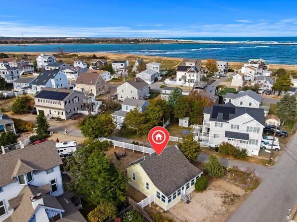 6 76th St, Newburyport, MA 01950