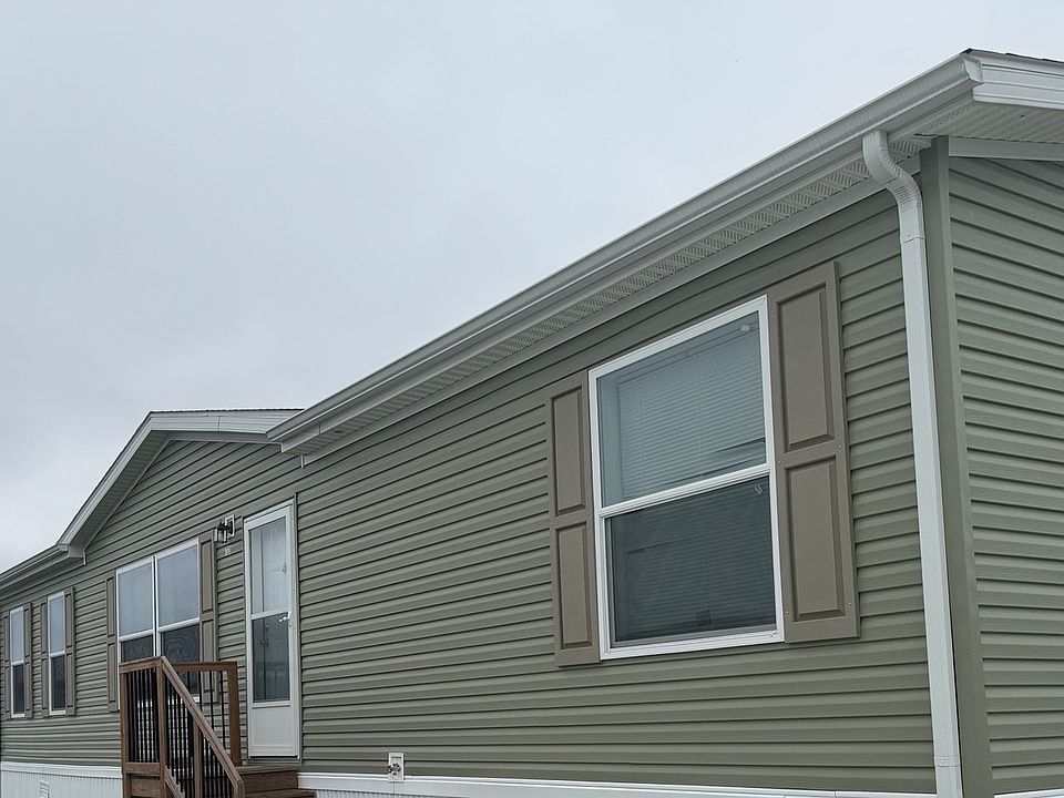 2nd image of 929 Kathy Cir #929