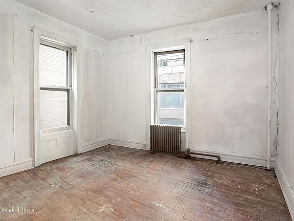 3rd image of 341 W 70th St #5A