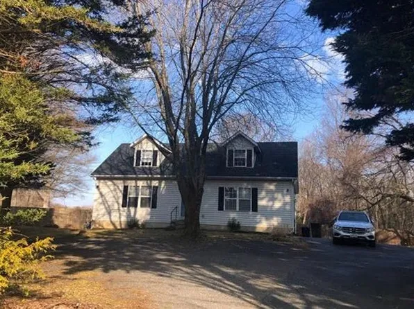 2140 Clearview Dr, Owings, MD 20736