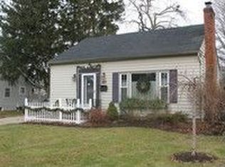 321 Glen Park Dr, Bay Village, OH