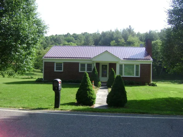 3469 Snake Creek Rd, Hillsville, VA 24343