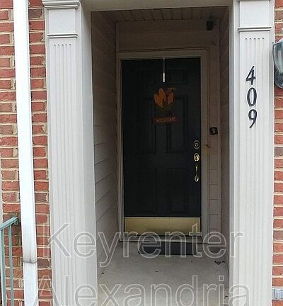 5th image of 409 Stanton Pl