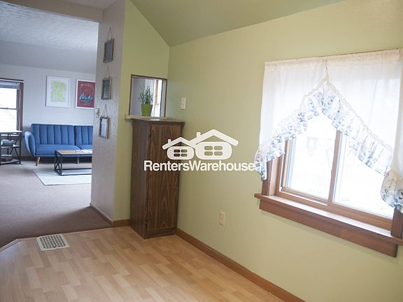 3rd image of 1792 Blair Ave