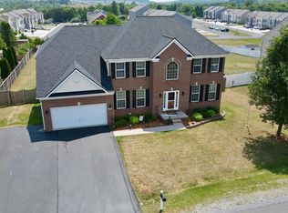 165 McWharton Way, Bunker Hill, WV 25413