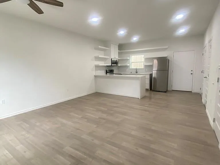 2393 McAllen Rd #D1-7 — Photo 8