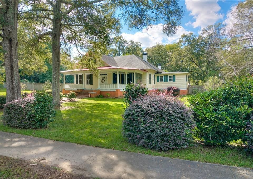 703 St, Edgefield, SC 29824 Zillow