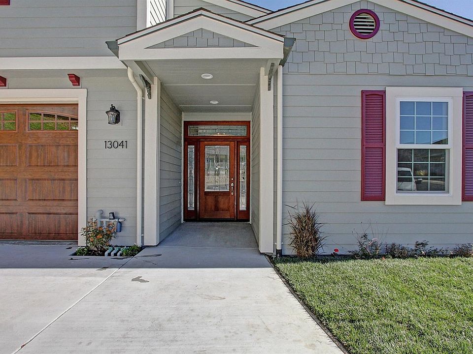 1st image of 13041 Sweetbriar Ct