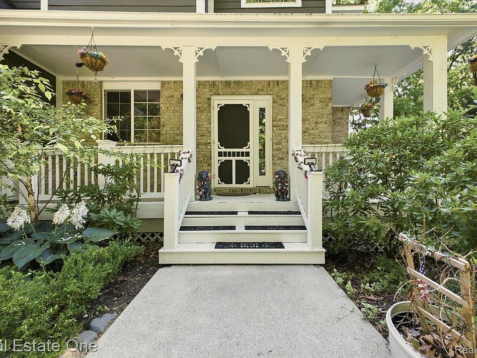 2475 Horace St, photo 6