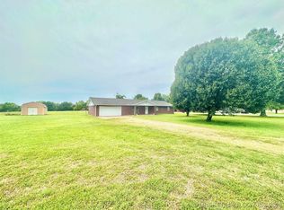 902 SW 7th Rd, Stigler, OK 74462