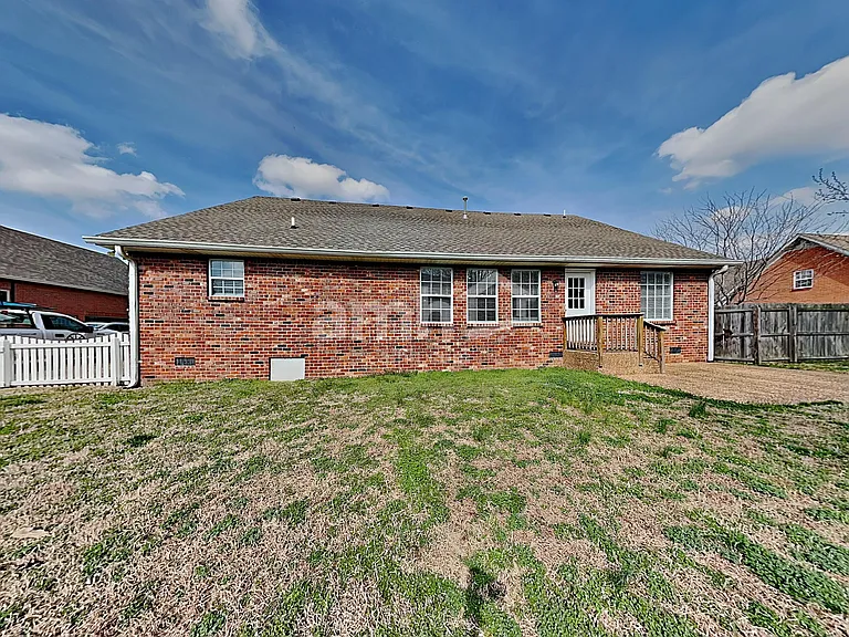 1612 E Blairmont Dr — Photo 25