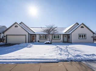 2001 Cherokee St, Grafton, WI 53024