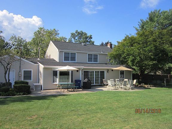 2nd image of 6 Mystic Ct