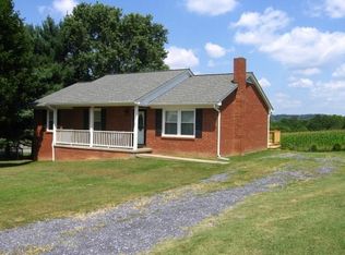 157 Cold Springs Rd, Stuarts Draft, VA 24477