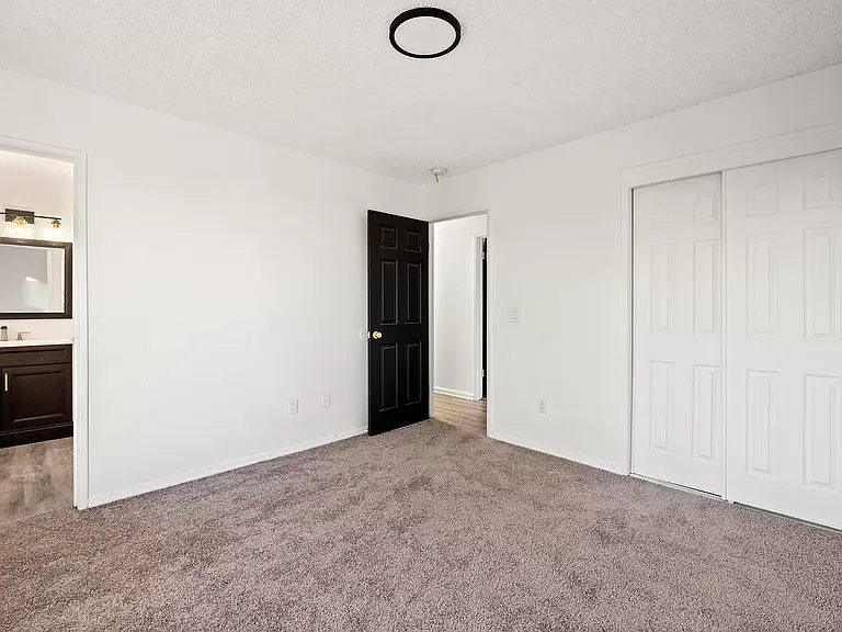 8560 Nipa Ave — Photo 8