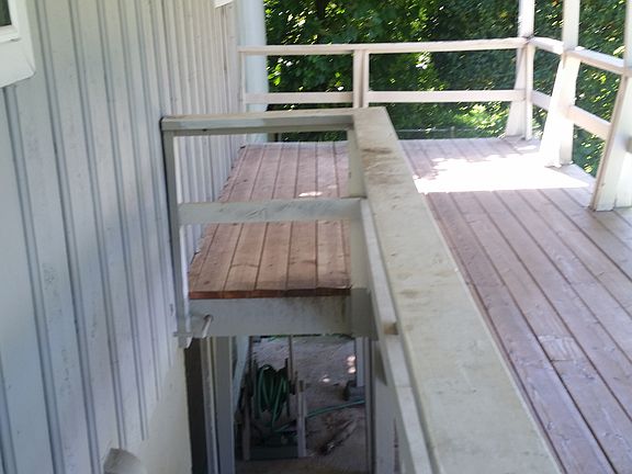 4th image of 8 Parkland Dr