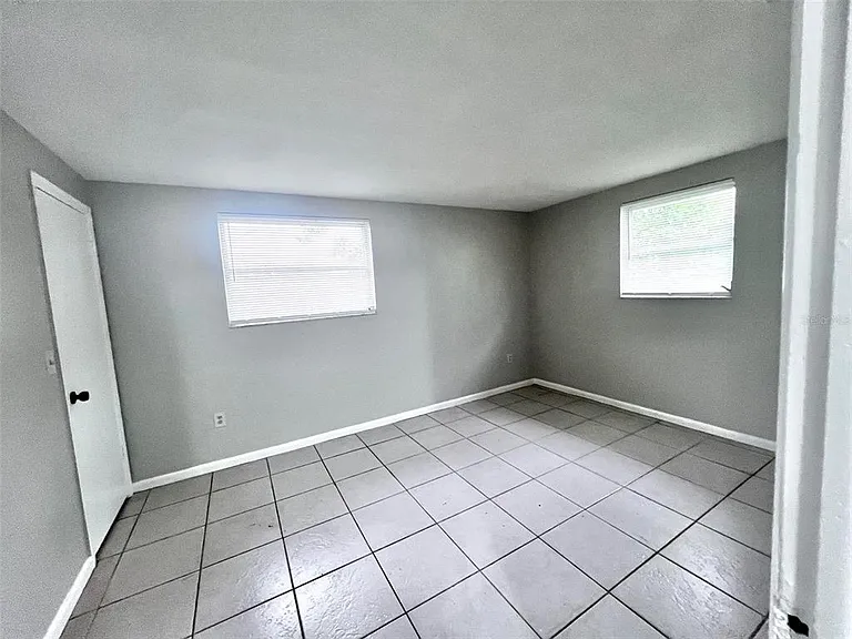 7204 Isle Dr — Photo 17