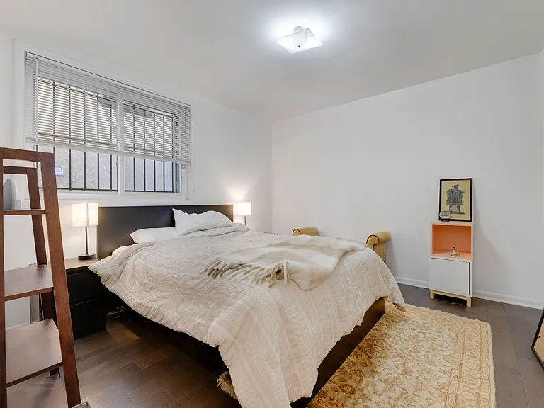 3433 Mount Pleasant St NW #103 — Photo 6
