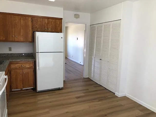2 bed, 900 sqft, $2,350 — Photo 2