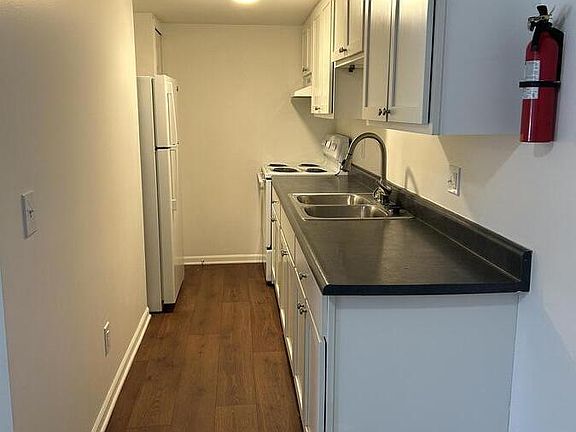 4th image of 721 Green Rd APT 224