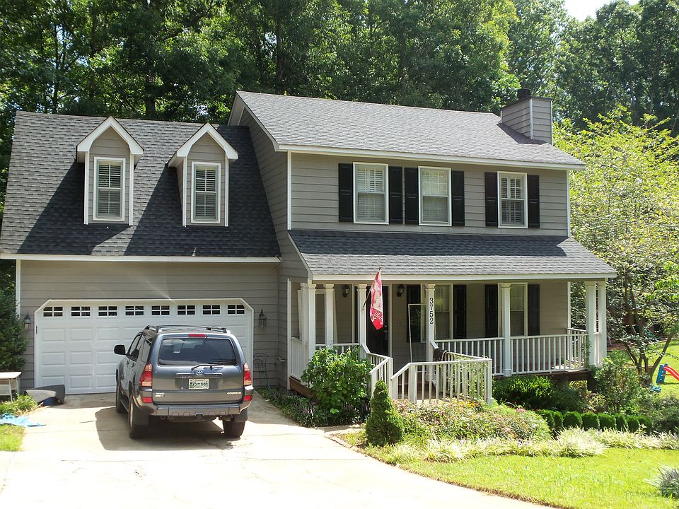 2nd image of 3752 Windy Hill Dr SE