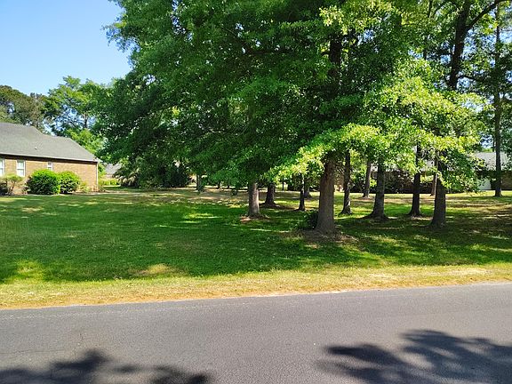 2nd image of 218 Ridge Lake Dr