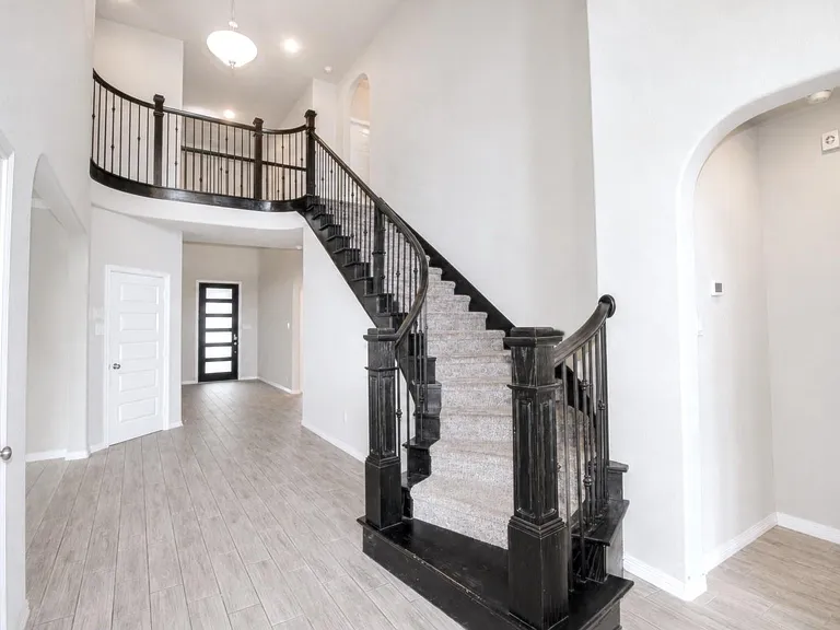 1019 Fresh Spring Rd — Photo 16