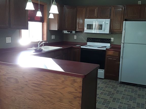 2nd image of 819 28th Ave S