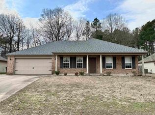 215 Timberlake Dr, Haskell, AR 72015