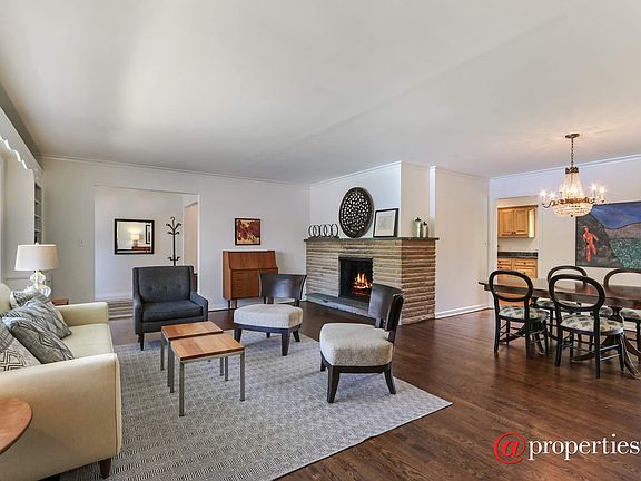 Living Room / Dining Room