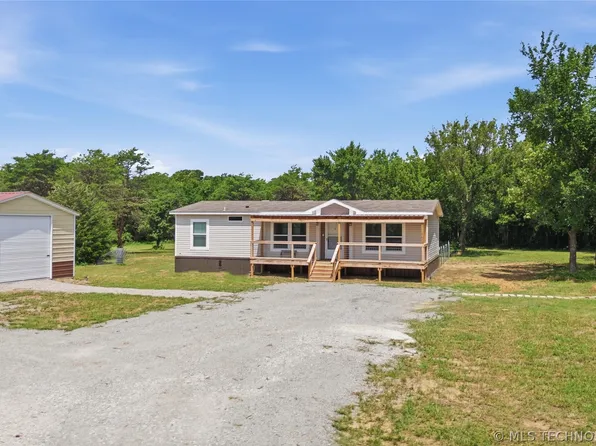 8525 W 510th Rd, Pryor, OK 74361