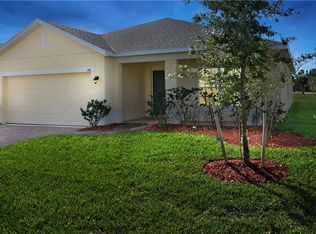 541 Vitoria Rd, Davenport, FL 33837