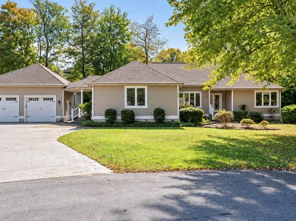 211 Woodlands Ct, Dagsboro, DE 19939