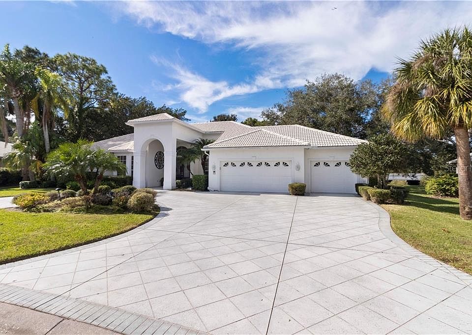 1st image of 8620 Woodbriar Dr