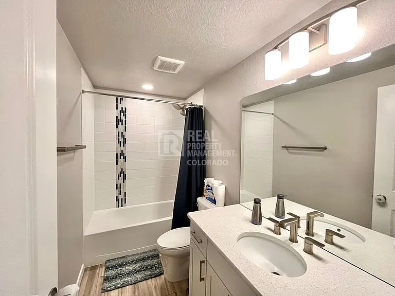 9056 Wolf Valley Dr — Photo 11