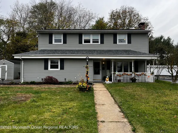 26 Racoon Drive, Hazlet, NJ 07730