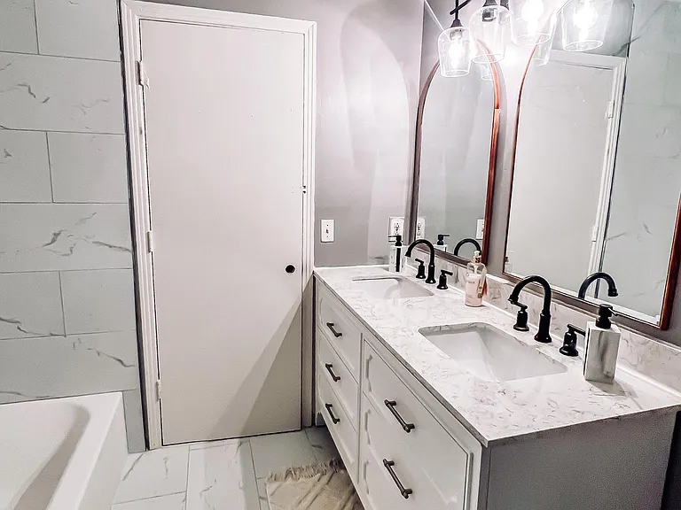 804 Holder Ct — Photo 6