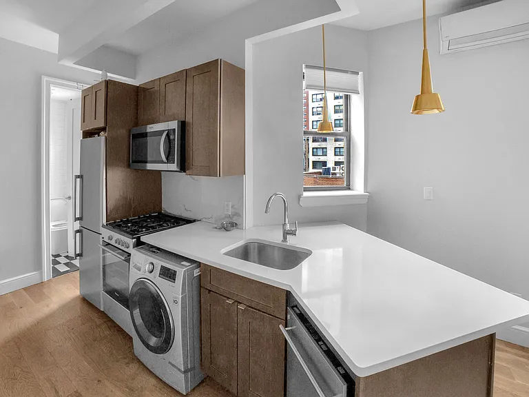 218 E 74th St #4W — Photo 5