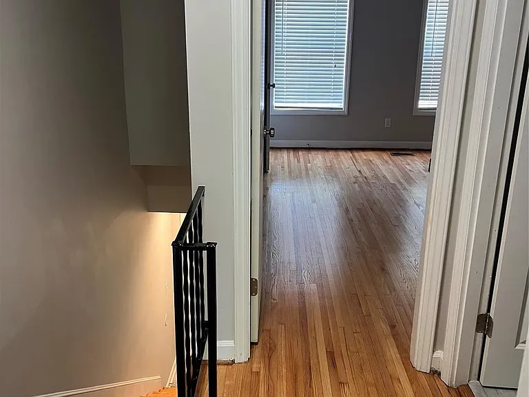 407 S Chester St #14 — Photo 8