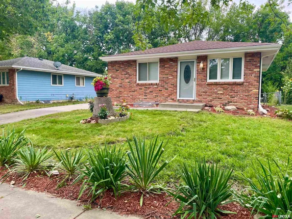 401 N Coddington Ave, Lincoln, NE 68528