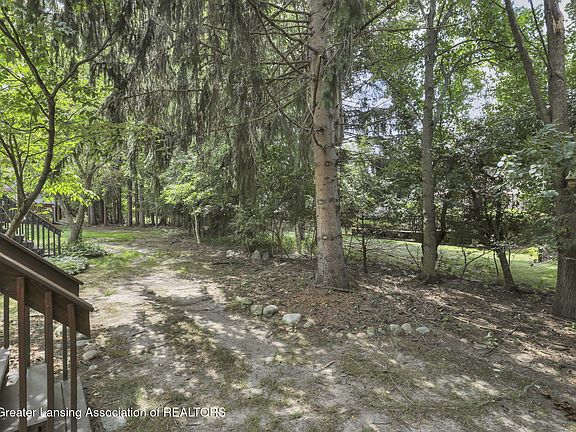 4th image of 5940 Coleman Rd #27