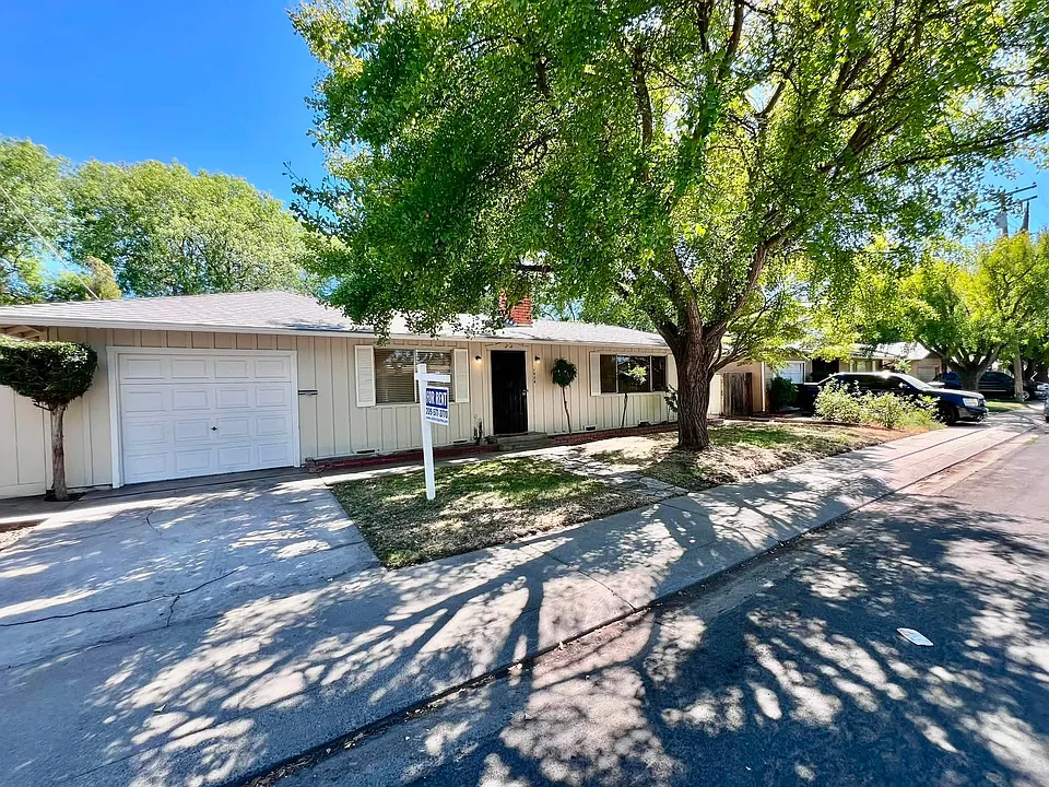 1528 Goldenwood Dr